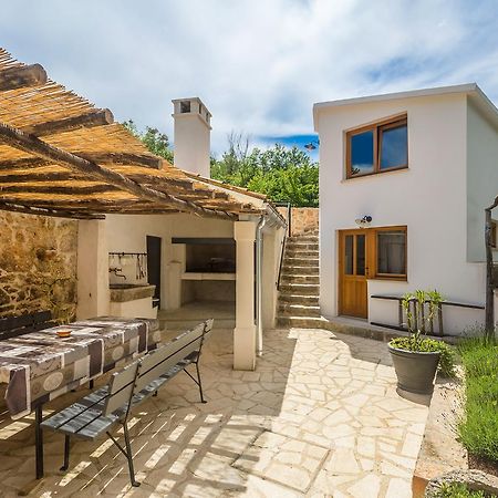 Holiday Home Jela Добринь Экстерьер фото
