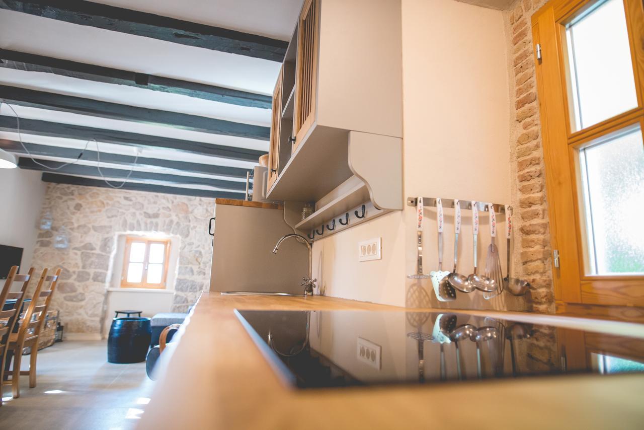 Holiday Home Jela Добринь Экстерьер фото