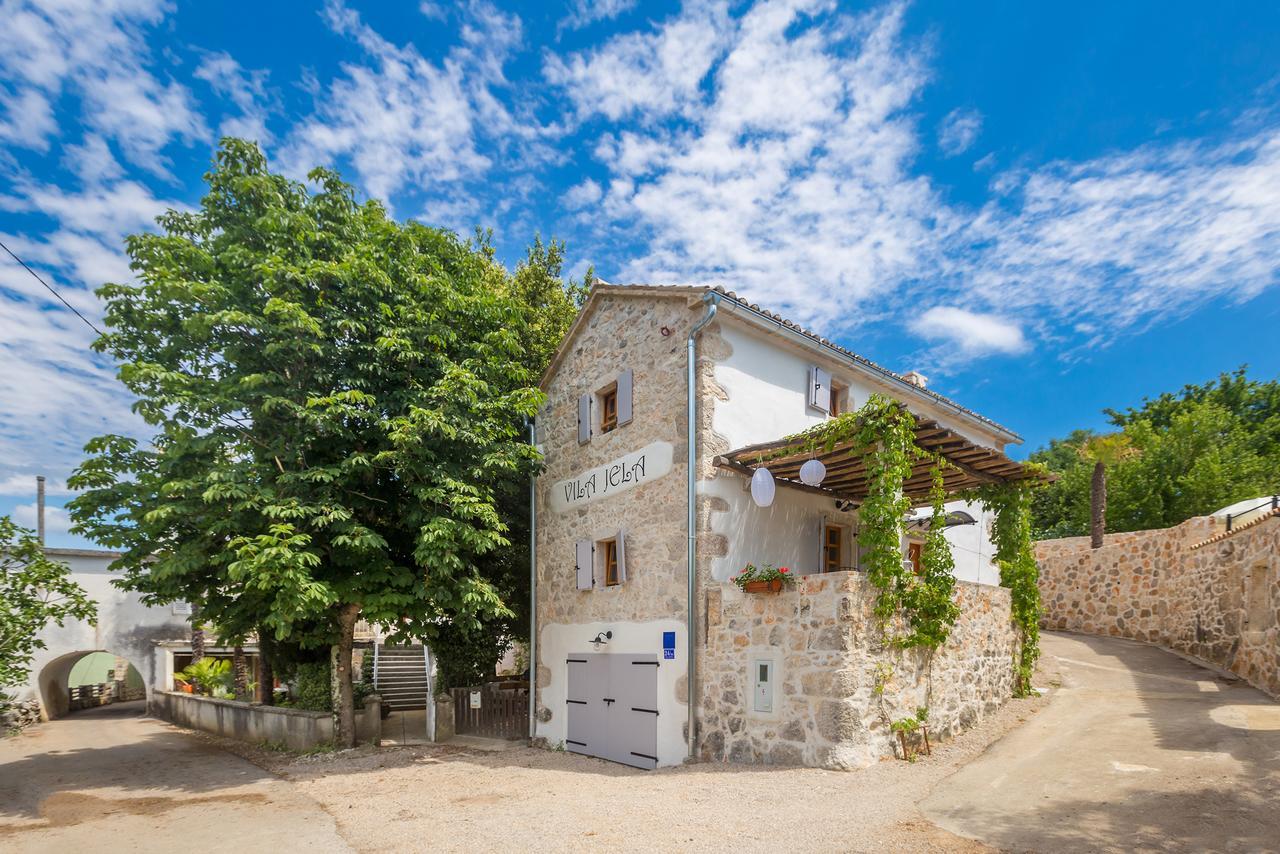 Holiday Home Jela Добринь Экстерьер фото